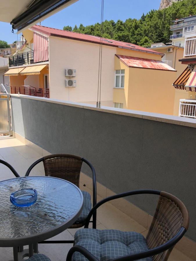 Omis - Private Ensuite Room With Balcony - Hotel Style エクステリア 写真